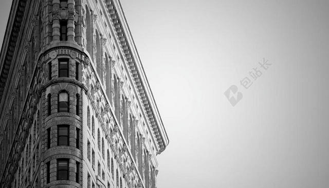 黑白建筑复古高楼背景图片
