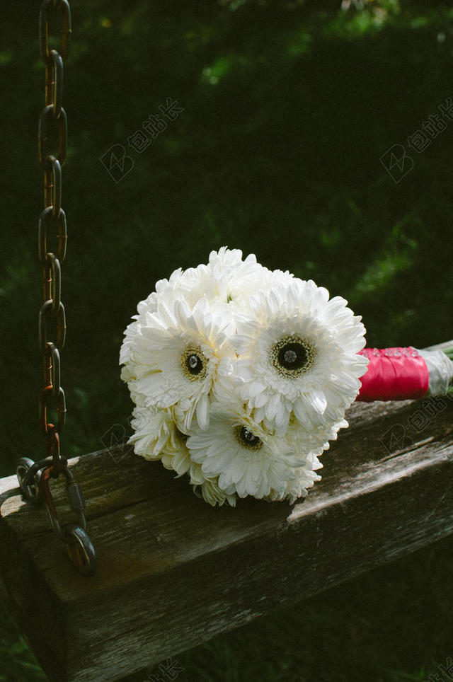 美丽的花束婚礼爱户外花园夏天背景图片