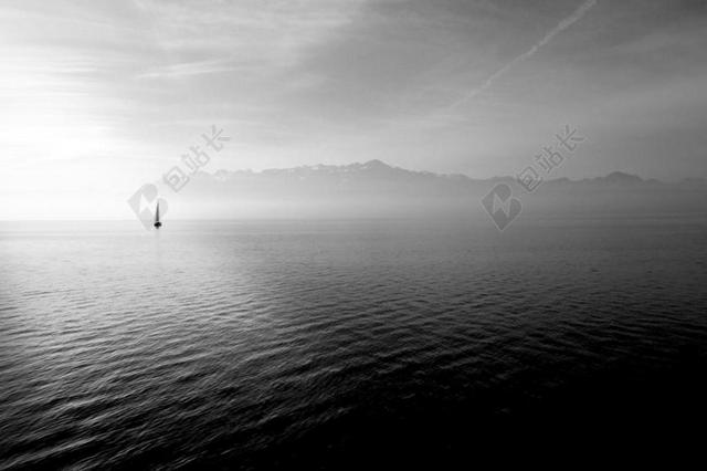 自然海上景色黑白照片背景图片