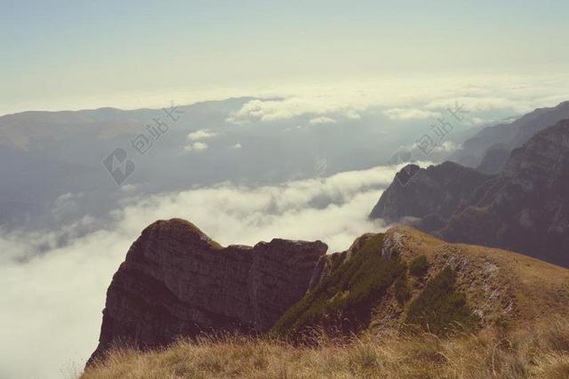 悬崖 - 云 - 景观 - 山 - 范围 - 风景 - 山