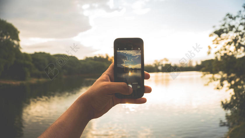 广告时尚手机拍照风景背景图片