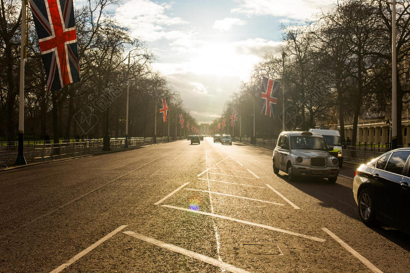 灰色城市特写清晨干净的街道背景图片