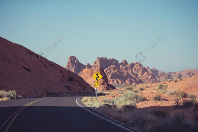 自然景观岩石街道交通运输背景图片