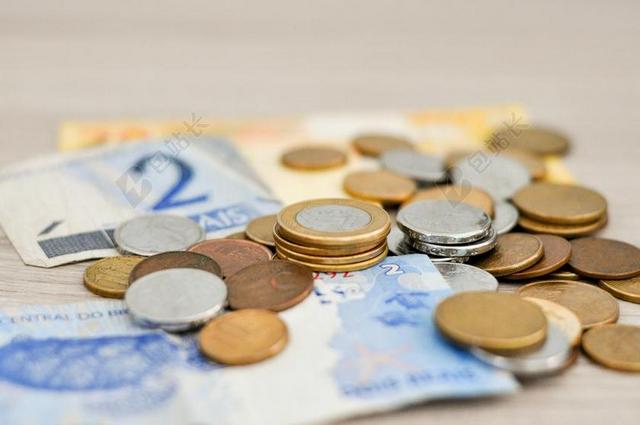 金融商务堆积的货比背景图片