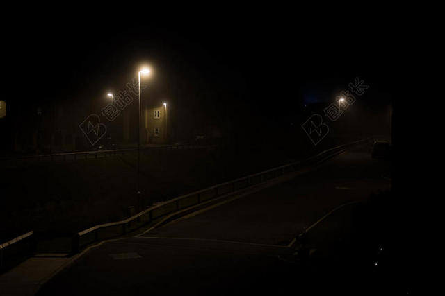 建筑 - 黑暗的 - 怪异的 - 灯 - 夜 - 夜晚 - 光 - 道路