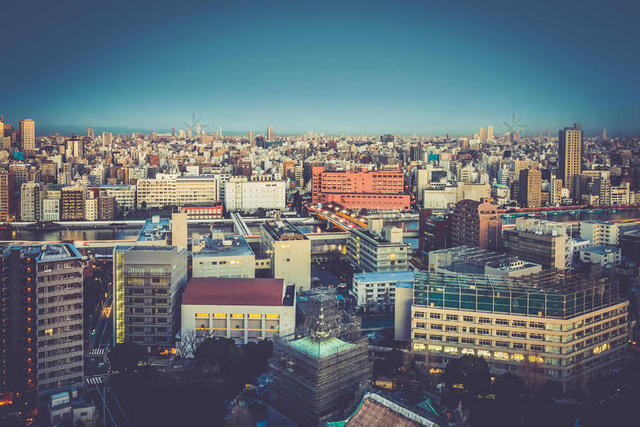 城市天际线楼房建筑景观背景图片