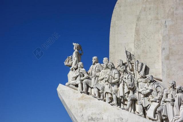 蓝色古代建筑文艺雕刻的人物背景图片