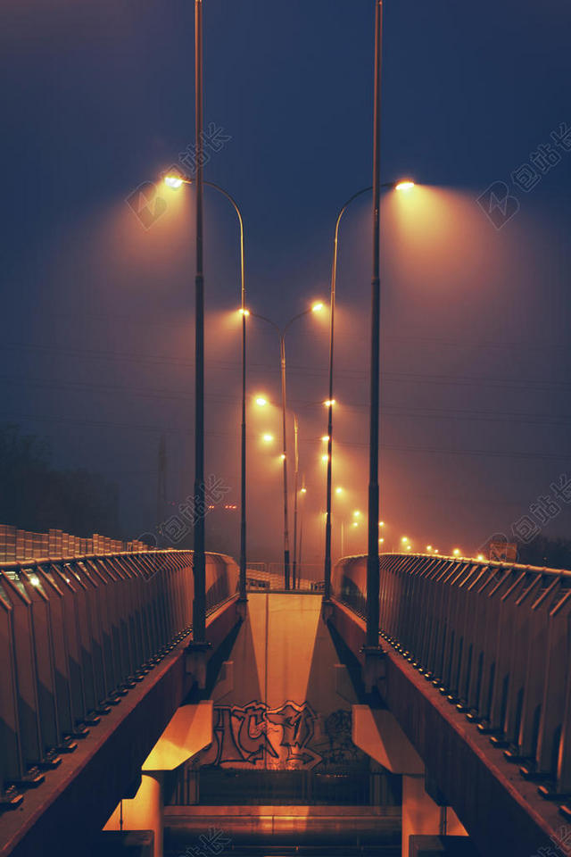 桥 - 路灯柱 - 灯 - 夜 - 天空 - 夜晚 - 天空