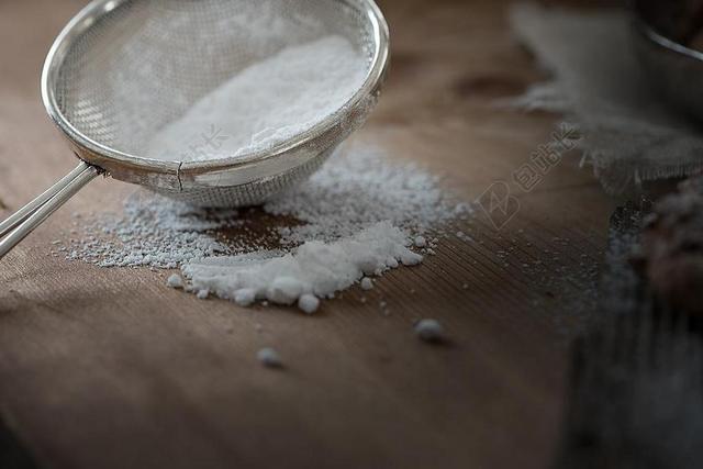 筛 糖霜 厨房的帮助 金属 家用物品 粉糖筛 糖 关闭