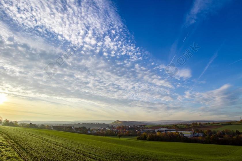 旅游清新户外农场景色背景图片