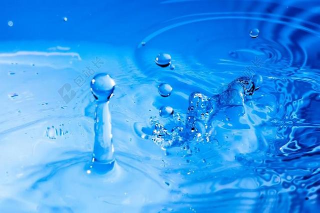 水 蓝色 滴 水滴 涟漪 启动画面 溅 凉 背景 清洁
