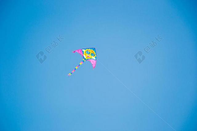 物品空中的儿童风筝背景图片