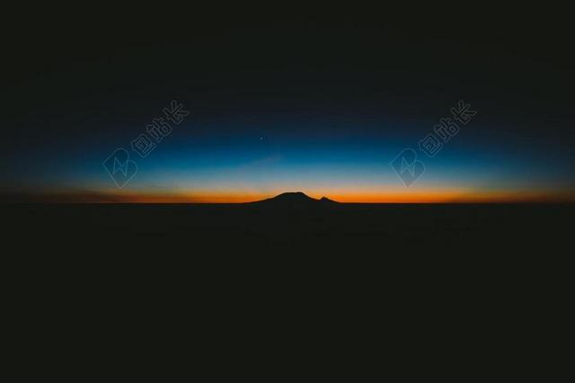 日落 山 侧影 地平线 昏暗的光线 暮光之城 黄昏 最后的灯
