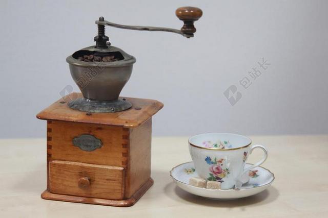 家居摆件工艺品艺术品咖啡碾磨机咖啡豆咖啡杯下午茶手工背景图片