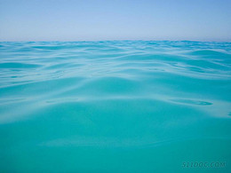 水域性质海波反射水水中倒影背景水面云 包站长 水域性质海波反射水水中倒影背景水面云 包站长