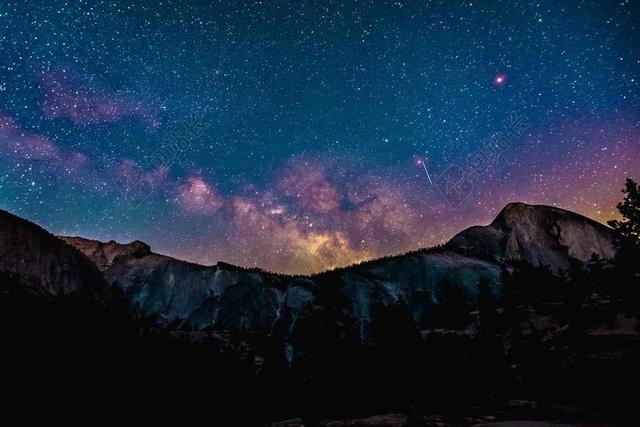 山 宇宙 夜晚的天空