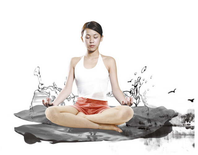 矢量免抠做瑜伽的美女