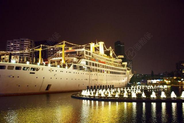 深圳 欢乐海岸 轮船 夜景