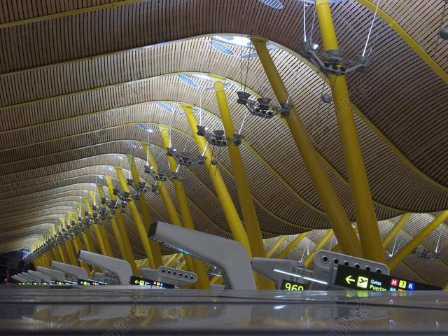 建筑弯曲现代机场室内设计建筑背景图片