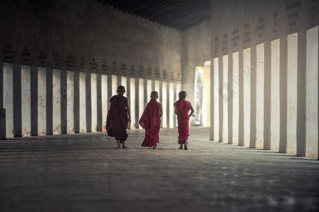 亚洲 蒲甘 信念 男孩 佛 佛教。 佛教 快乐 儿童 商店