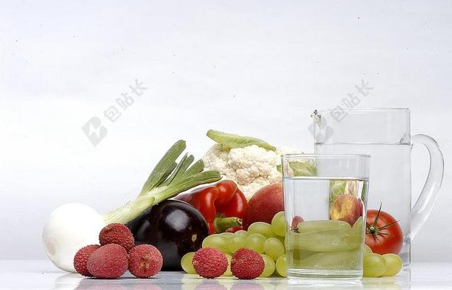 食物清水和蔬菜和水果背景图片