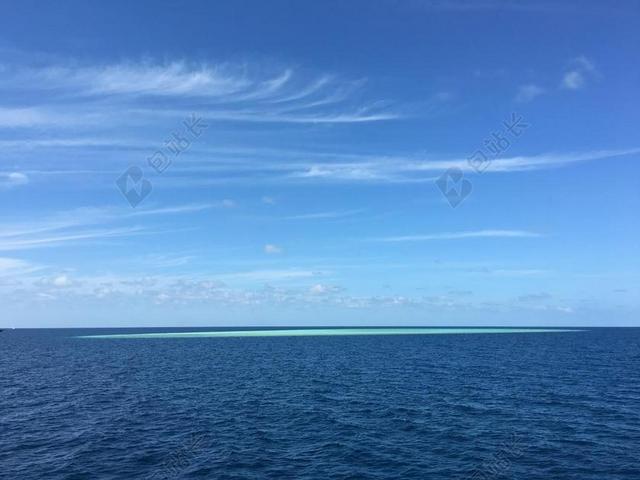 蓝色自然风景蓝色的大海和珊瑚背景图片