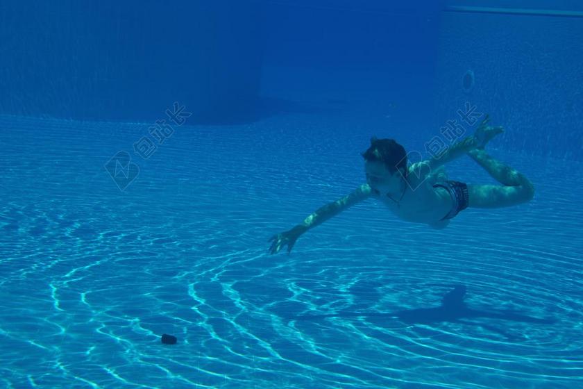 旅行 跳水 夏天 水下 潜水 游泳 人 浮潜 通气管 蓝色
