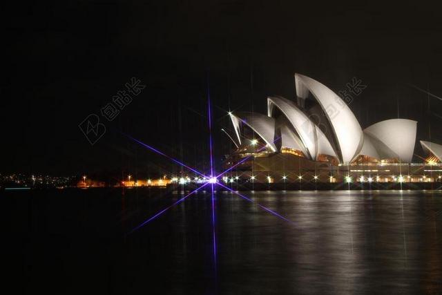 黑色夜景悉尼歌剧院背景图片