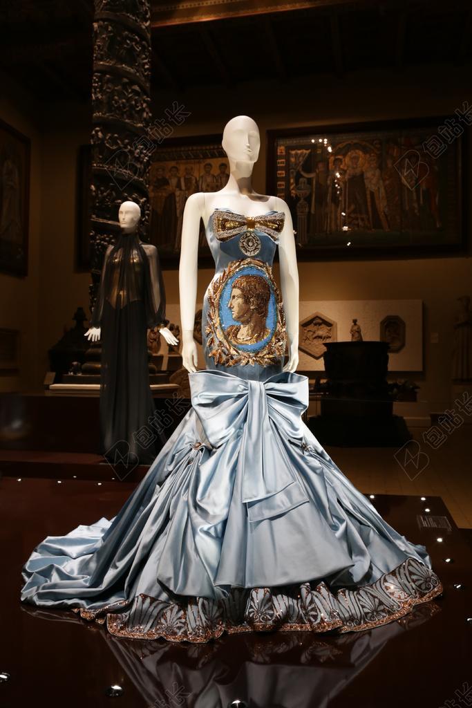 时尚的美丽裙子背景图片