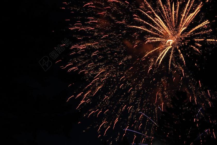烟花爆竹 夜晚的天空 爆炸 烟花艺术 金 除夕