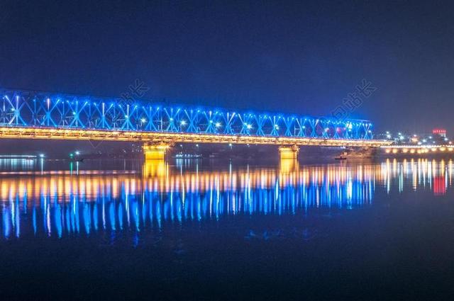 建筑时尚桥梁夜景背景图片