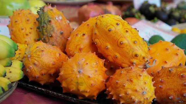 KIWANO 水果 角黄瓜 刺 角瓜 黄瓜 METULIFERUS