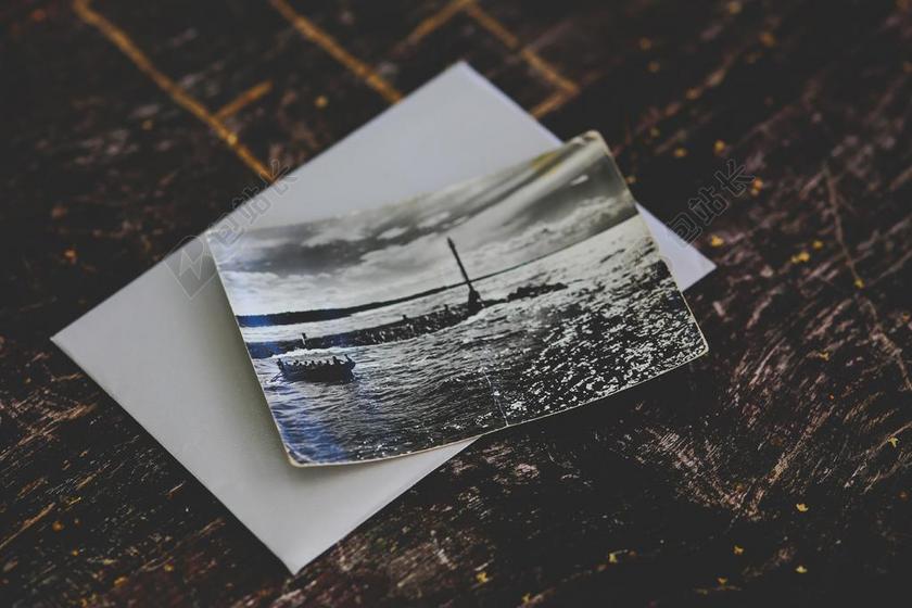 摄影复古老旧相片背景图片