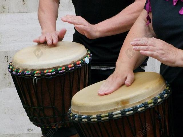 鼓 鼓手 音乐家 非洲鼓 仪器 街头音乐 节奏