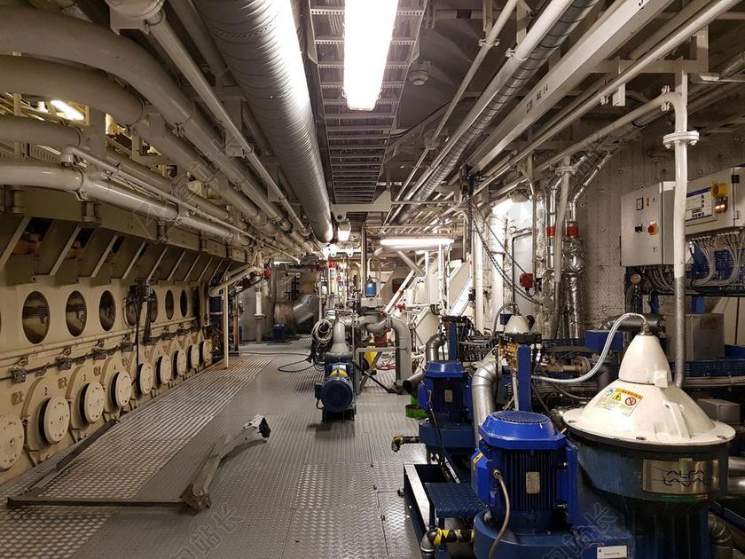 建筑船的内部摆设背景图片