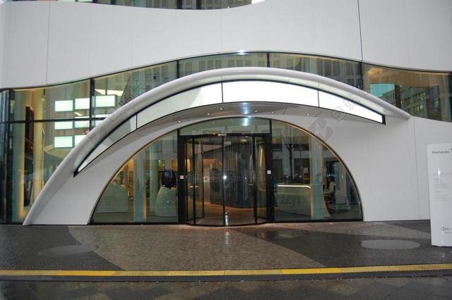 结构 建设 德国 玻璃门 现代建筑 入口 晚上