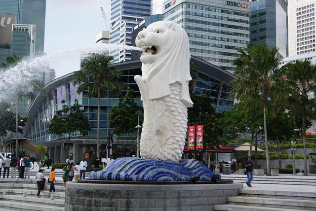 广告时尚鱼尾狮雕像背景图片
