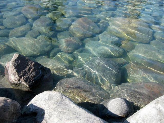水 过独身生活 河 石头 卵石 流 性质 岩 运动 反射