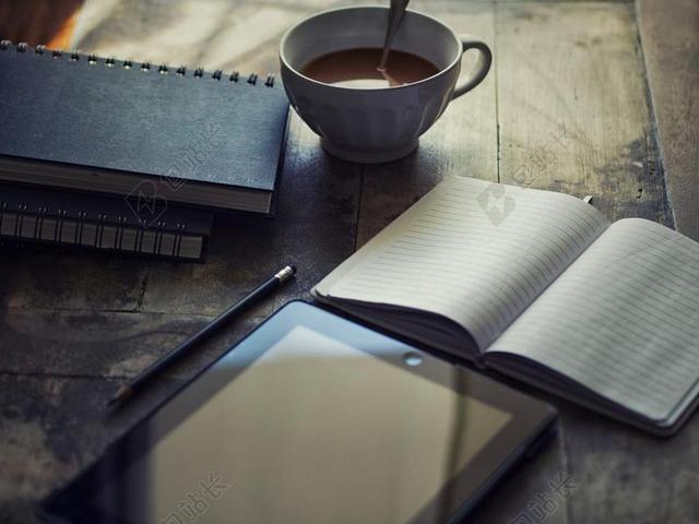 日记 IPAD 写 博客 工作场所 巧克力 笔记本 咖啡杯