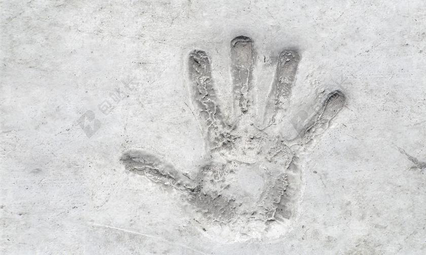 混泥土上留下手印手掌恐怖图片