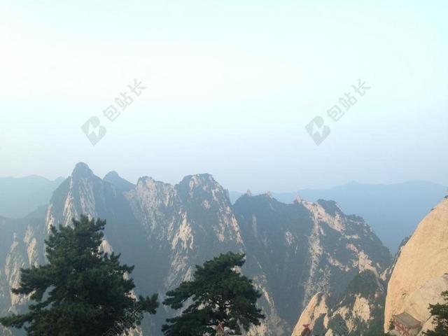 旅游自然山峰景色背景图片