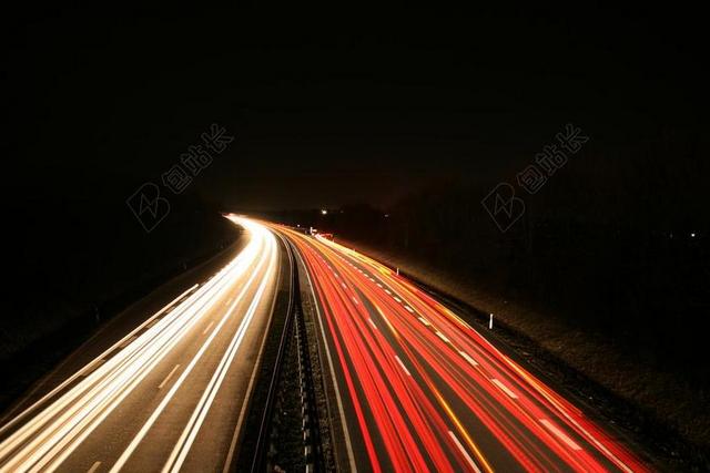 长时间曝光 路 交通 夜 灯 聚光灯 示踪剂 汽车 夜间照片