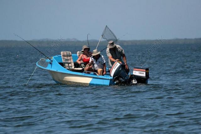 钓鱼之旅 印度洋 美味的舷外马达 南非 船 钓鱼 海洋 海