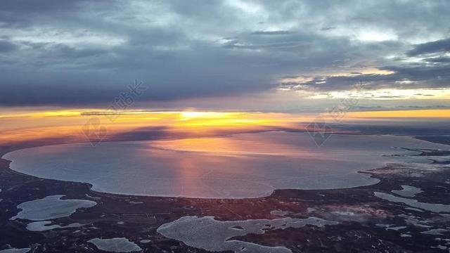 自然风景金色的夕阳背景图片
