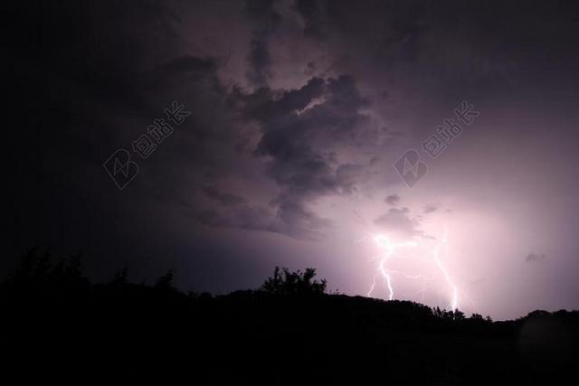 闪光 雷暴 迅雷 天气 雨 云 黑 天空 夜 夜间雷阵雨