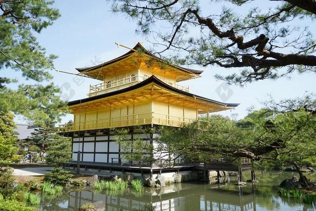 建筑复古金阁寺背景图片