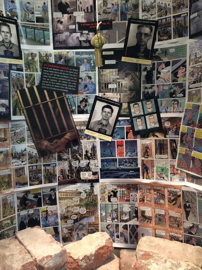 广告简约房间照片摆放背景图片