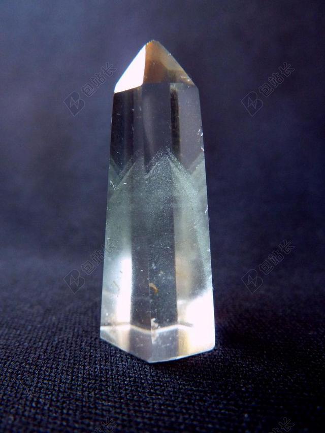 白水晶 玻 绿色 创业板顶部 清晰的白色 透明 半透明 闪光