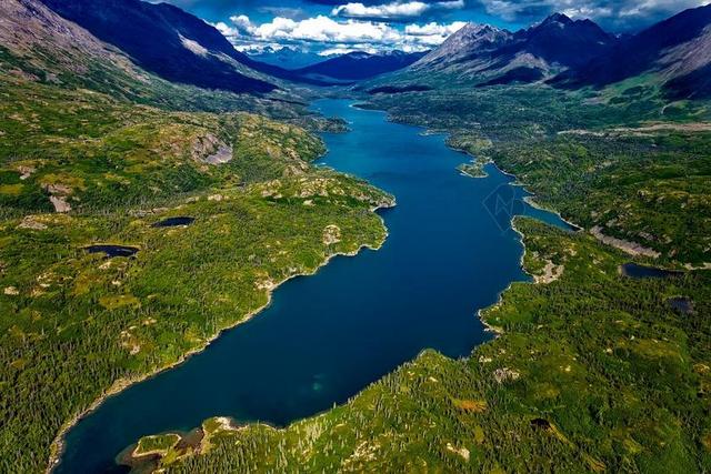 阿拉斯加州 河 水 空中的视图 山 景观 景区 天空 云