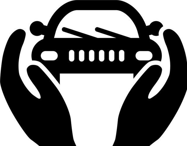 手捧汽车